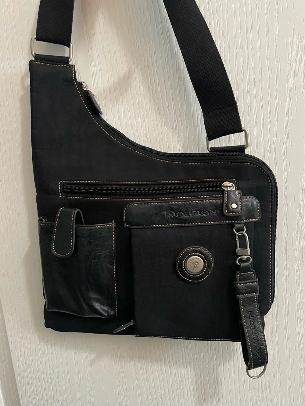 Mouflan Black Crossbody Messenger Bag